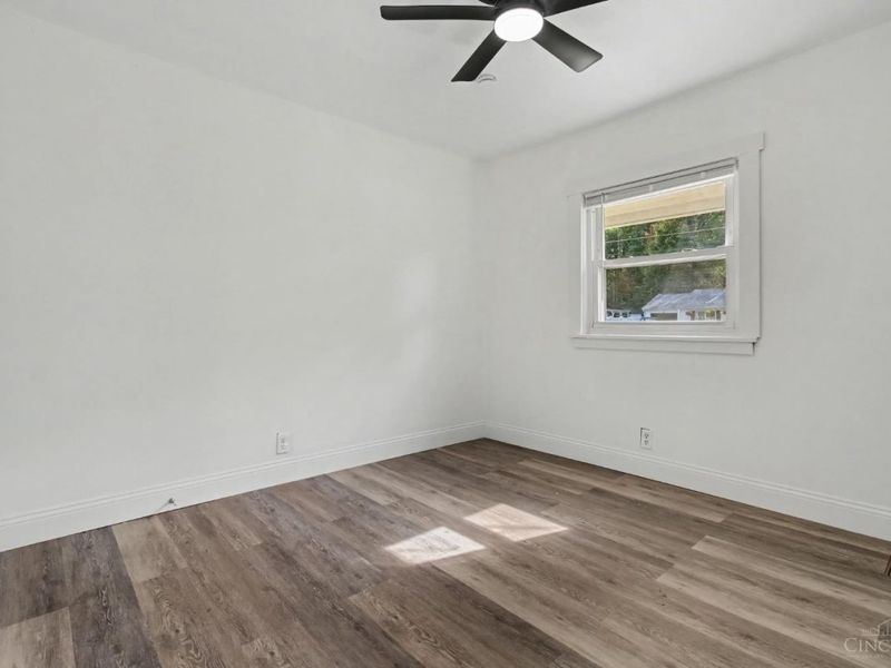 230 E Osborne Street, Tate Township, OH 45106 Photo 5