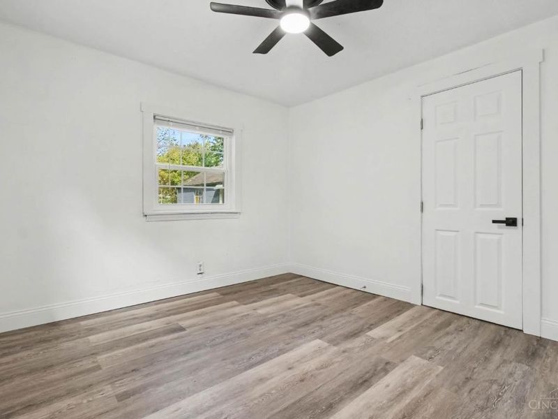 230 E Osborne Street, Tate Township, OH 45106 Photo 7