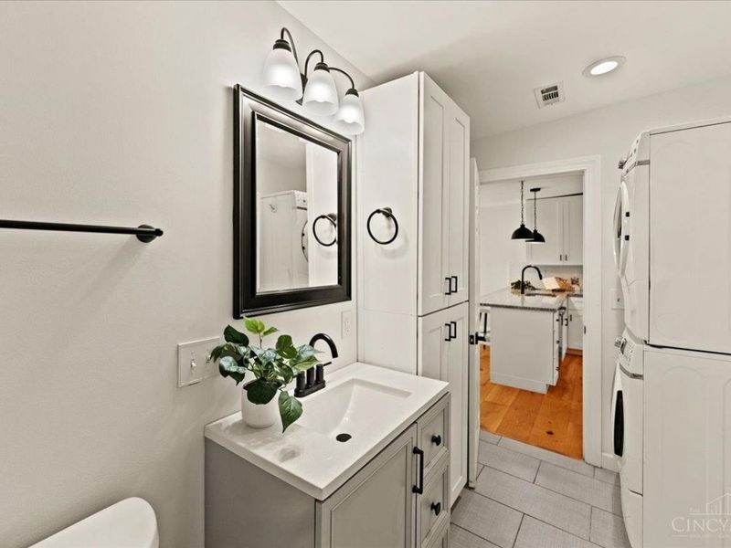 6002 Eleanor Street, Fairfax, OH 45227 Photo 18