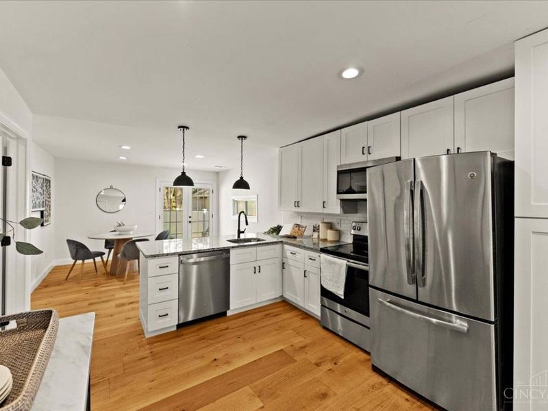6002 Eleanor Street, Fairfax, OH 45227 Photo 6
