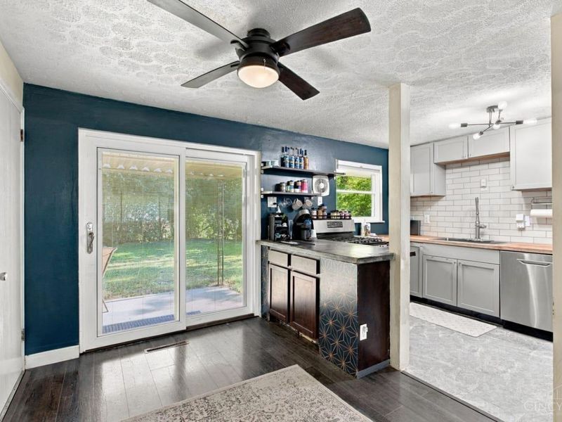 746 Ledro Street, Springdale, OH 45246 Photo 8