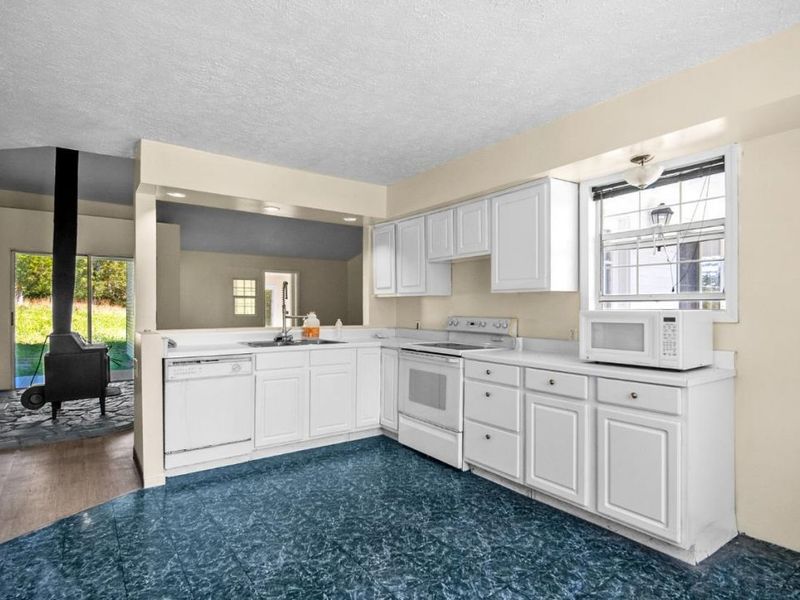 202 Lask Lane, Manchester, OH 45144 Photo 9