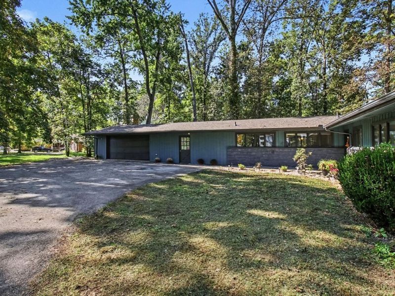 615 Forest Lake Drive, Union Township, OH 45177 Photo 2