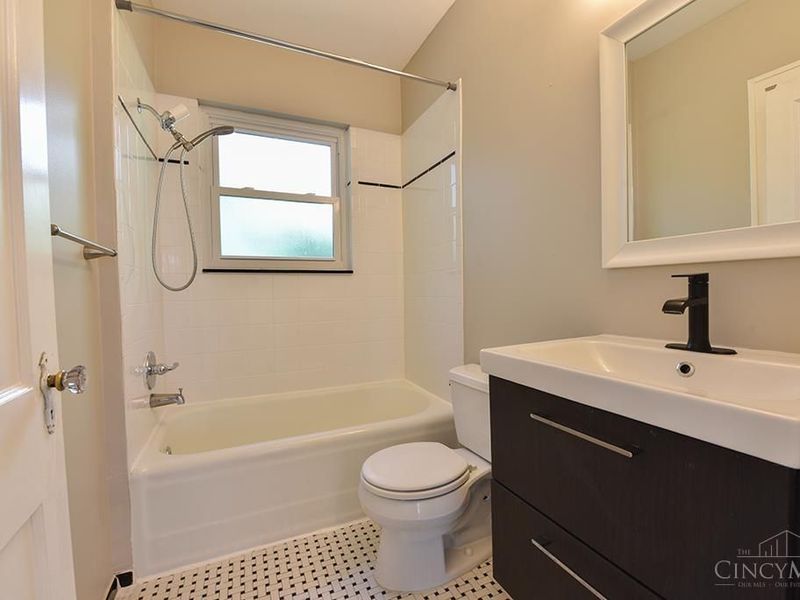 3036 Kinmont Street, Cincinnati, OH 45208 Photo 22