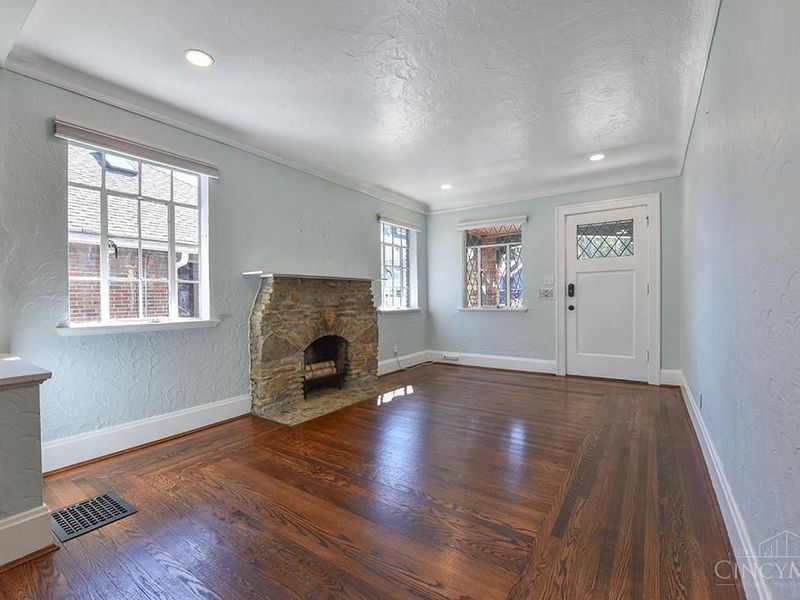 3036 Kinmont Street, Cincinnati, OH 45208 Photo 4