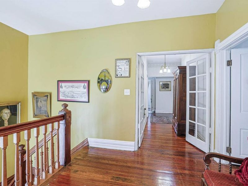 261 Parkway Avenue, Cincinnati, OH 45216 Photo 30