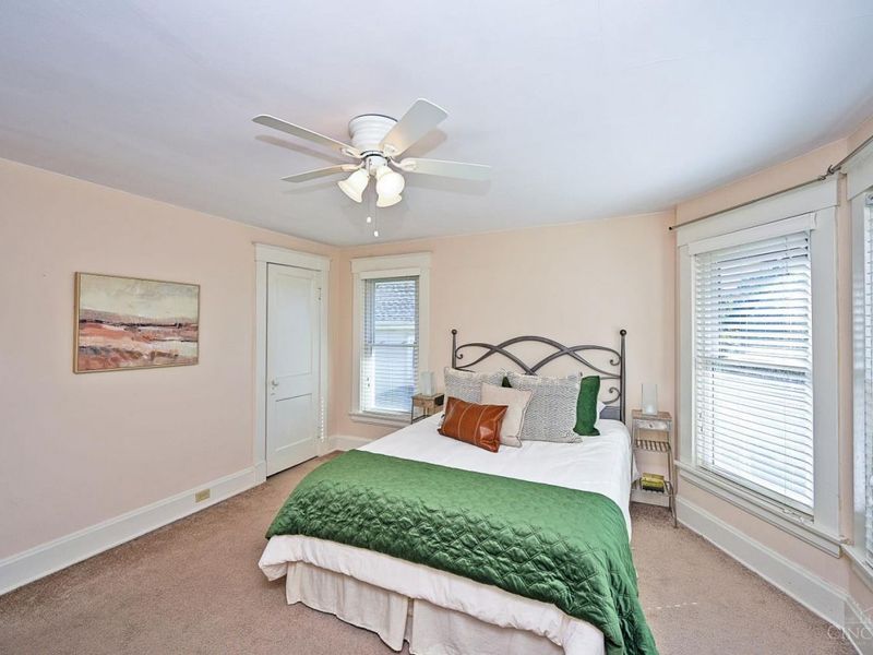 5604 Arnsby Place, Cincinnati, OH 45227 Photo 18