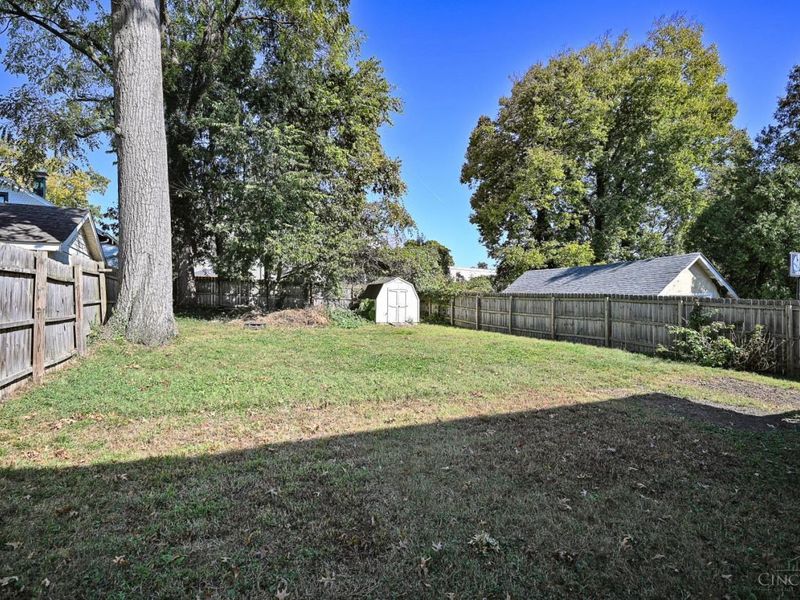5604 Arnsby Place, Cincinnati, OH 45227 Photo 37