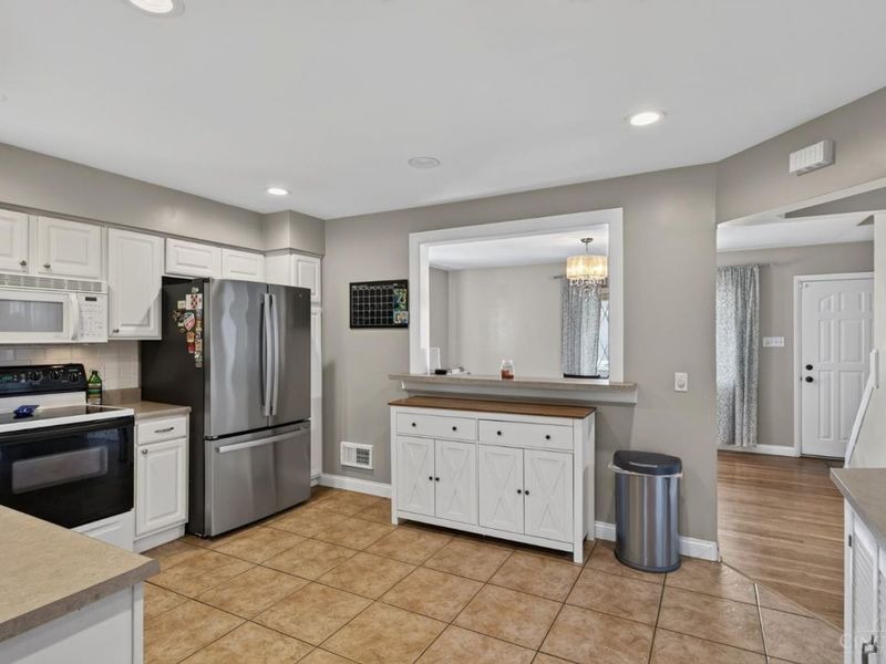 5662 Green Acres Court, Green Township, OH 45248 Photo 10
