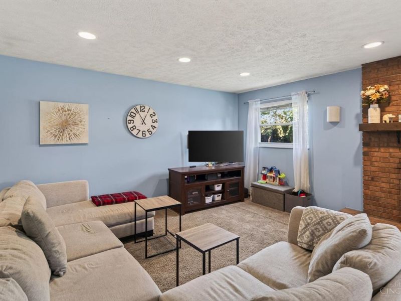 5662 Green Acres Court, Green Township, OH 45248 Photo 15
