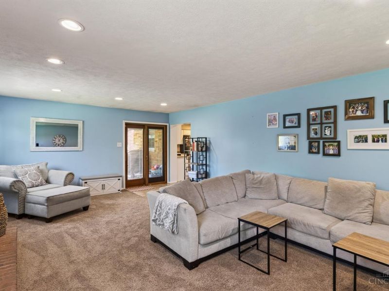 5662 Green Acres Court, Green Township, OH 45248 Photo 17