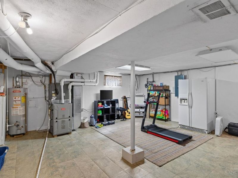 5662 Green Acres Court, Green Township, OH 45248 Photo 31