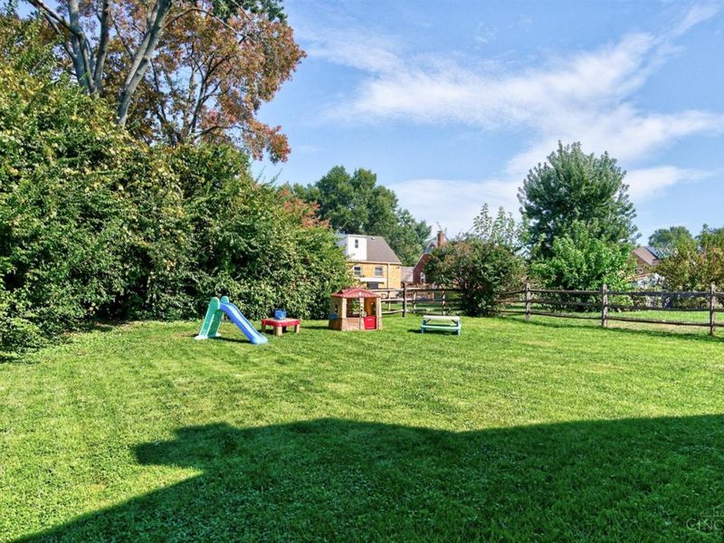 5662 Green Acres Court, Green Township, OH 45248 Photo 38