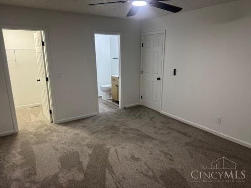 422 Misty Dawn Drive, Hamilton Township, OH 45039 Photo 8