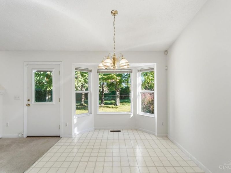 674 Parkland Drive, Union Township, OH 45244 Photo 10