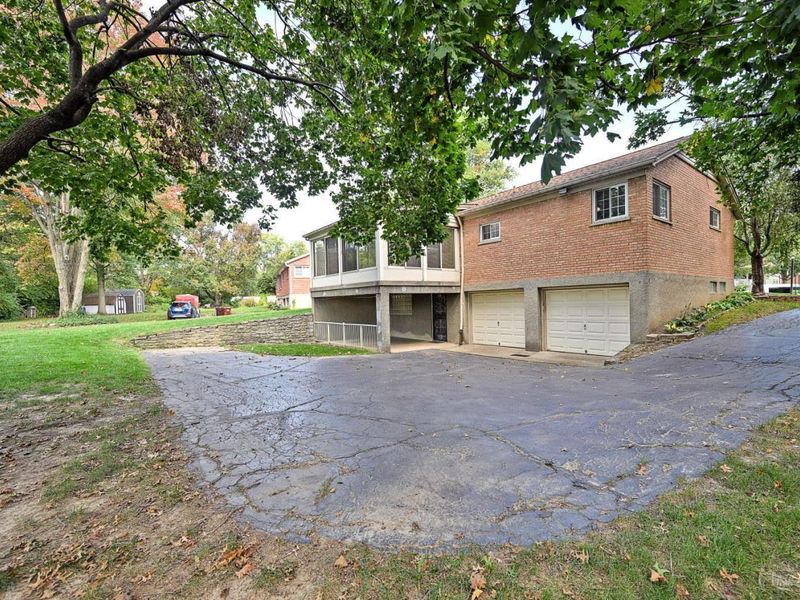 7123 Greenfringe Lane, Springfield Township, OH 45224 Photo 46