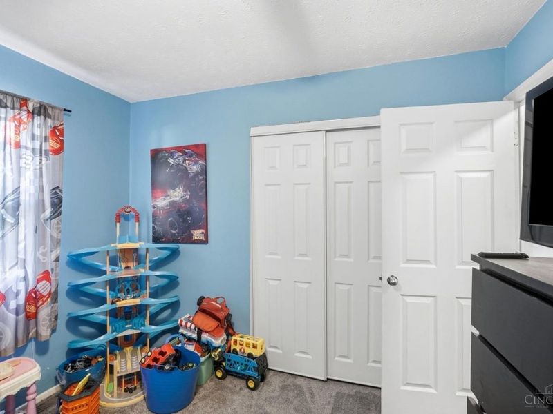 701 Miles Lane, Union Township, OH 45245 Photo 32