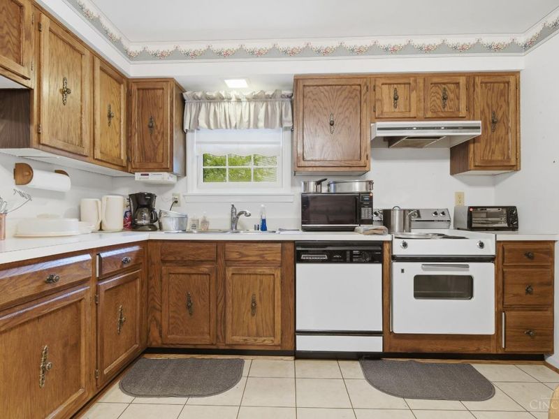 1974 Lady Ellen Drive, Anderson Township, OH 45230 Photo 13