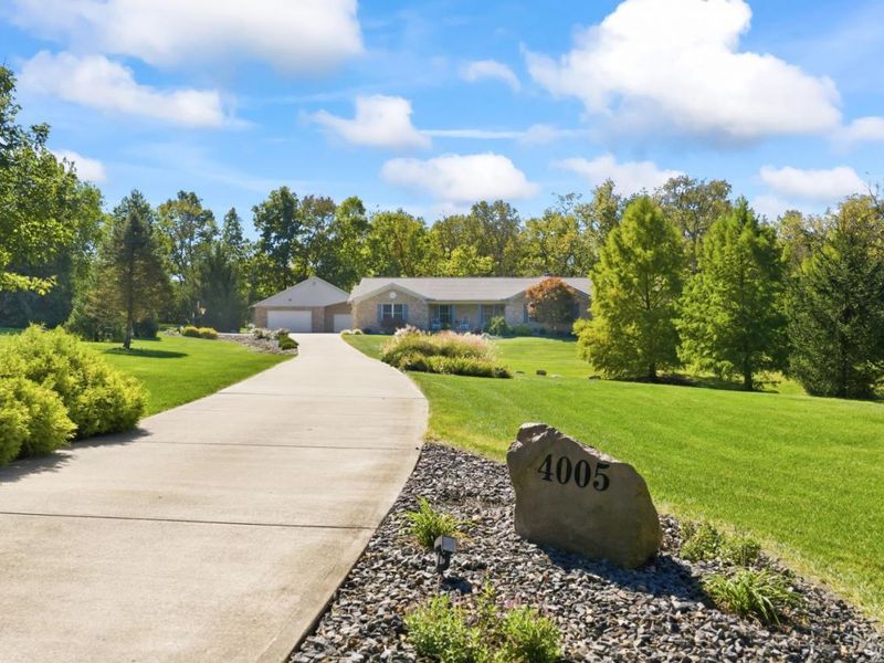 4005 Hollin Lane, Morgan Township, OH 45013 Photo 1