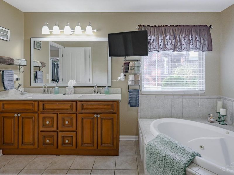 1545 Alexander Drive, Hamilton, OH 45013 Photo 17