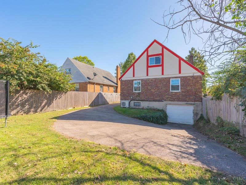 1824 Greenbriar Place, Cincinnati, OH 45237 Photo 49