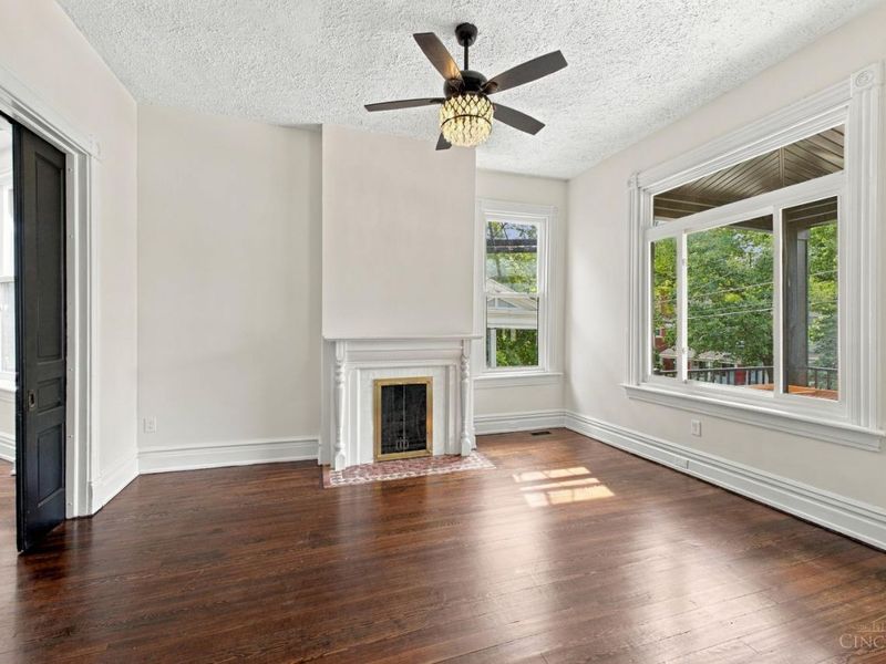 2216 Kemper Lane, Cincinnati, OH 45206 Photo 4