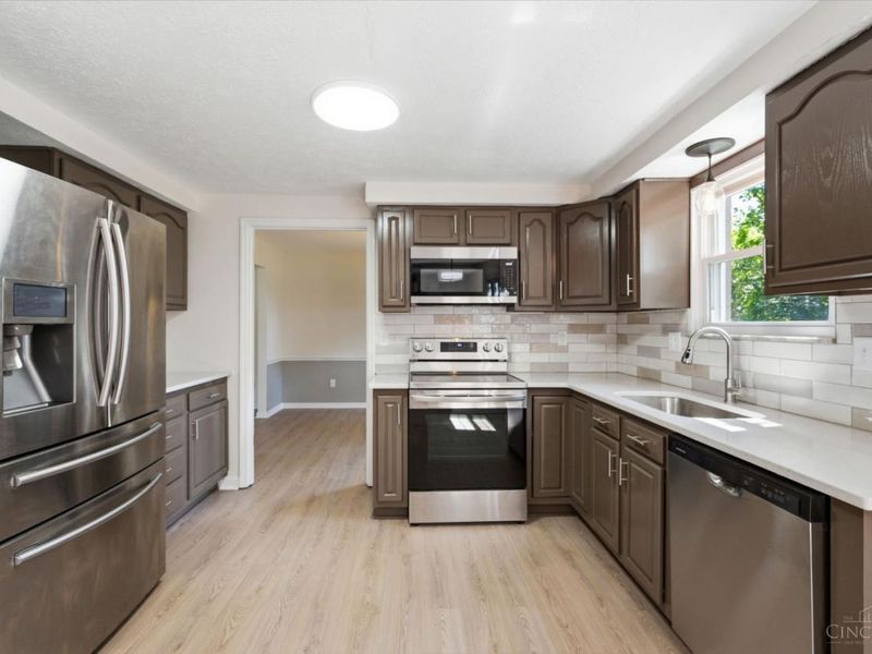 6683 Tylersville Road, West Chester, OH 45069 Photo 16