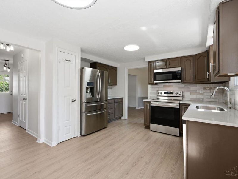 6683 Tylersville Road, West Chester, OH 45069 Photo 23