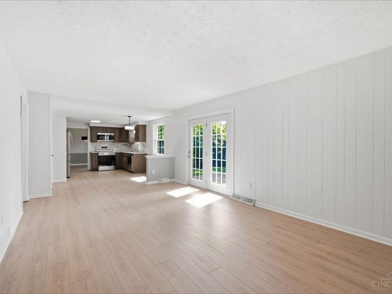 6683 Tylersville Road, West Chester, OH 45069 Photo 27
