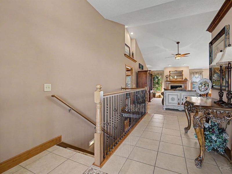 381 Sunset Drive, Carlisle, OH 45005 Photo 12