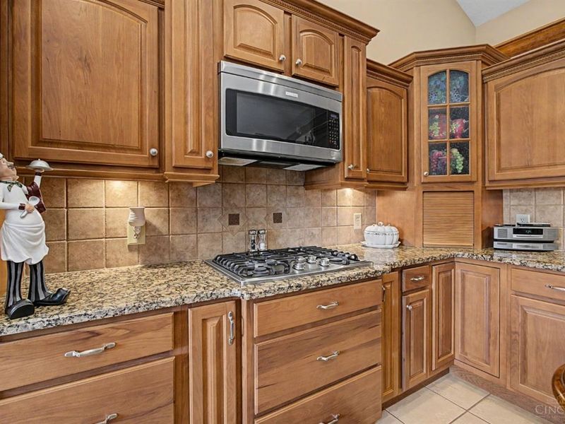 381 Sunset Drive, Carlisle, OH 45005 Photo 31