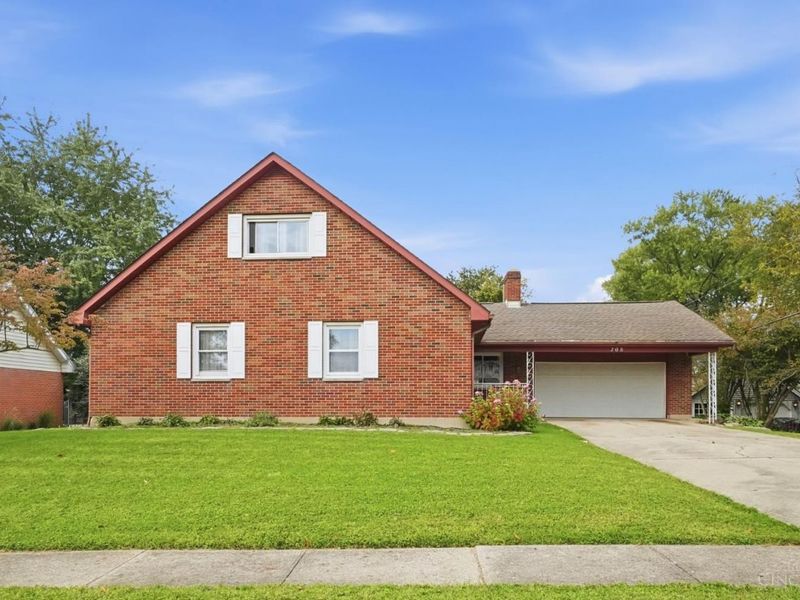 708 Park Drive, Middletown, OH 45066 Photo 2