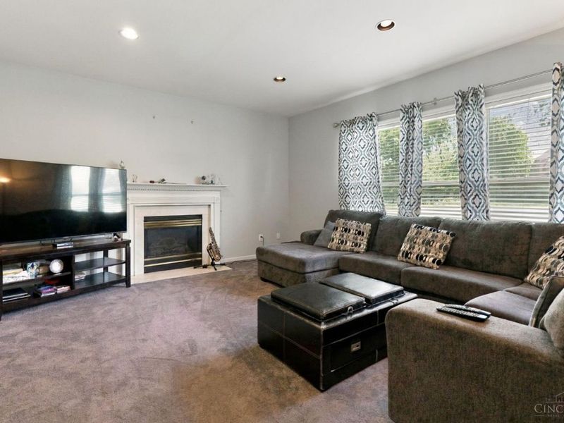 334 Glensford Court, Springdale, OH 45246 Photo 6