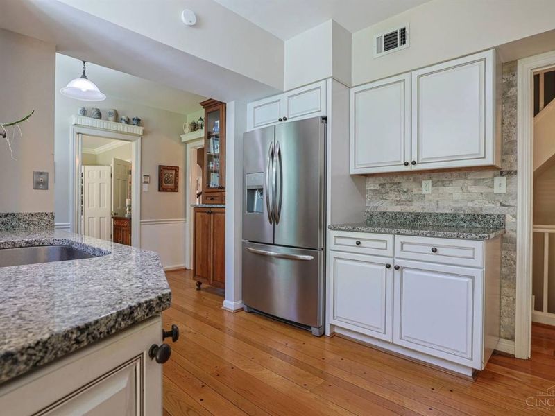 7350 Willowbrook Lane, Amberley, OH 45237 Photo 9