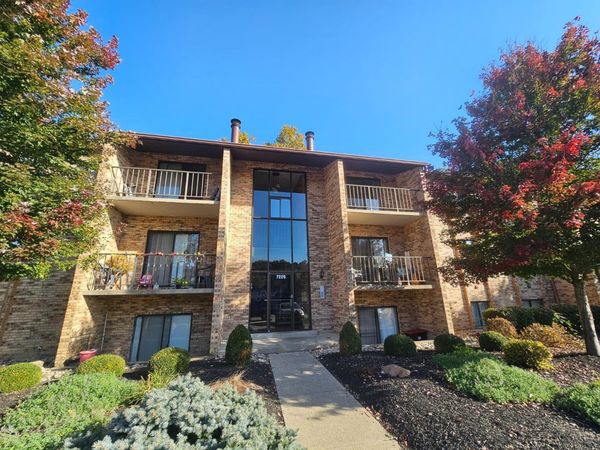 7226 Creekview Drive, Unit 12, Colerain Twp, OH 45247