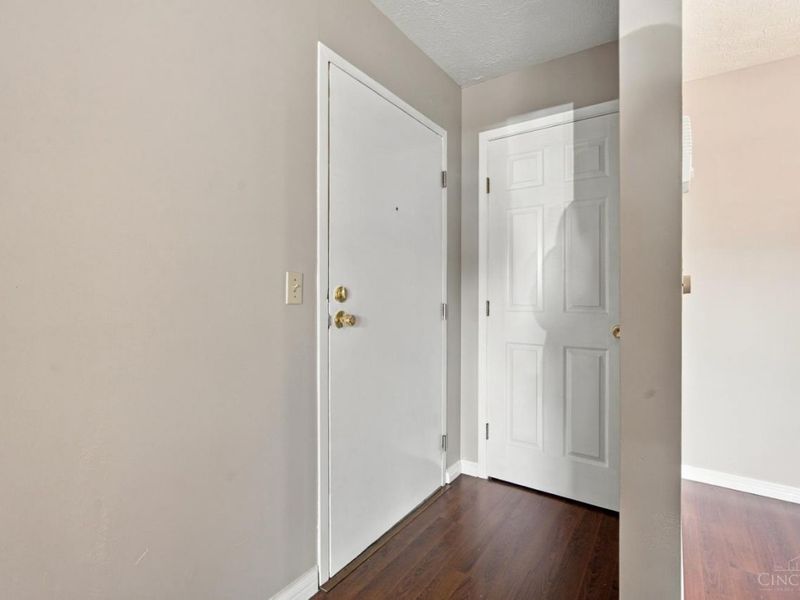 535 Davis Road, Unit 4, Pierce Township, OH 45255 Photo 9