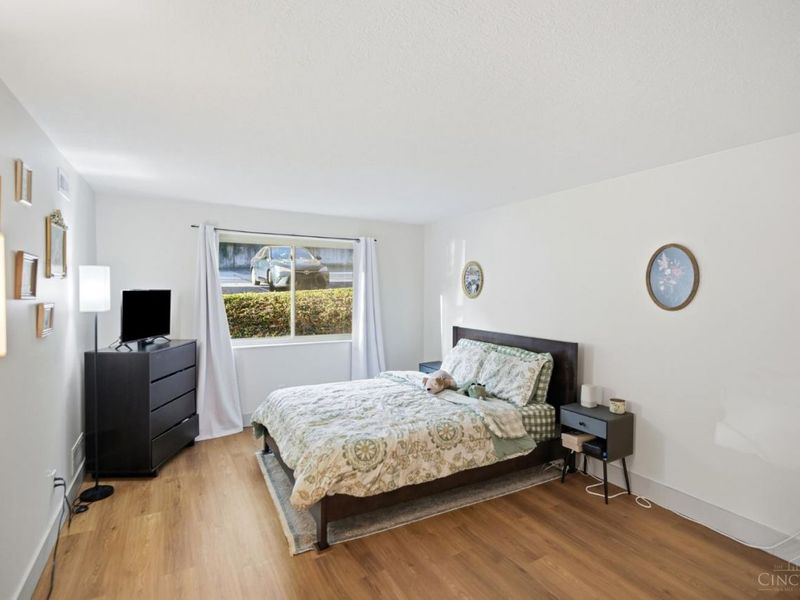 521 W Martin Luther King Drive, Unit A8, Cincinnati, OH 45220 Photo 14