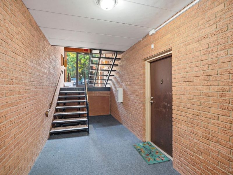 521 W Martin Luther King Drive, Unit A8, Cincinnati, OH 45220 Photo 4