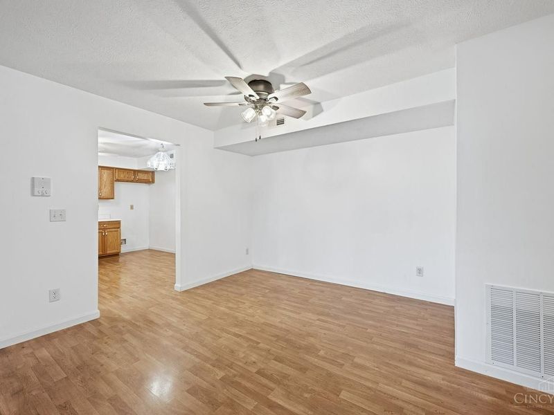 833 Neeb Road, Unit 2, Delhi Township, OH 45233 Photo 12