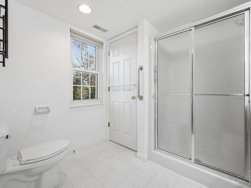 833 Neeb Road, Unit 2, Delhi Township, OH 45233 Photo 20