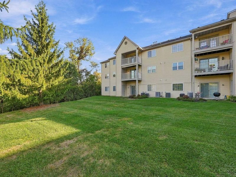 833 Neeb Road, Unit 2, Delhi Township, OH 45233 Photo 35