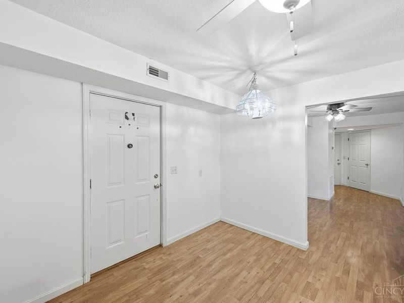 833 Neeb Road, Unit 2, Delhi Township, OH 45233 Photo 5