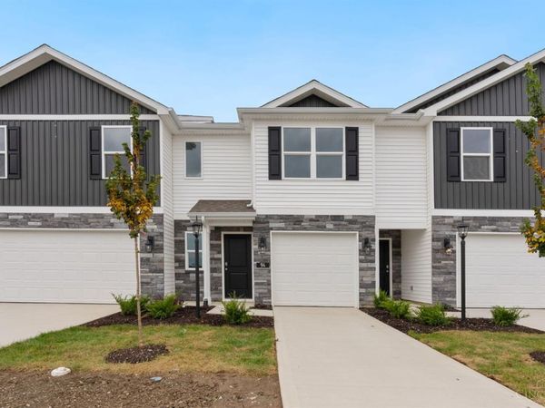 94 Cypress Hill Drive, Defiance, OH 43512