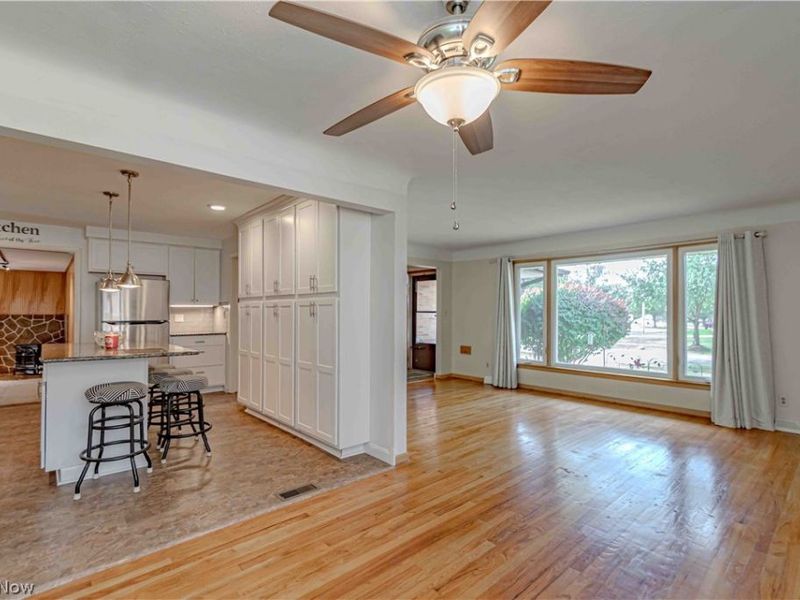 6541 Fairweather Drive, Middleburg Heights, OH 44130 Photo 8