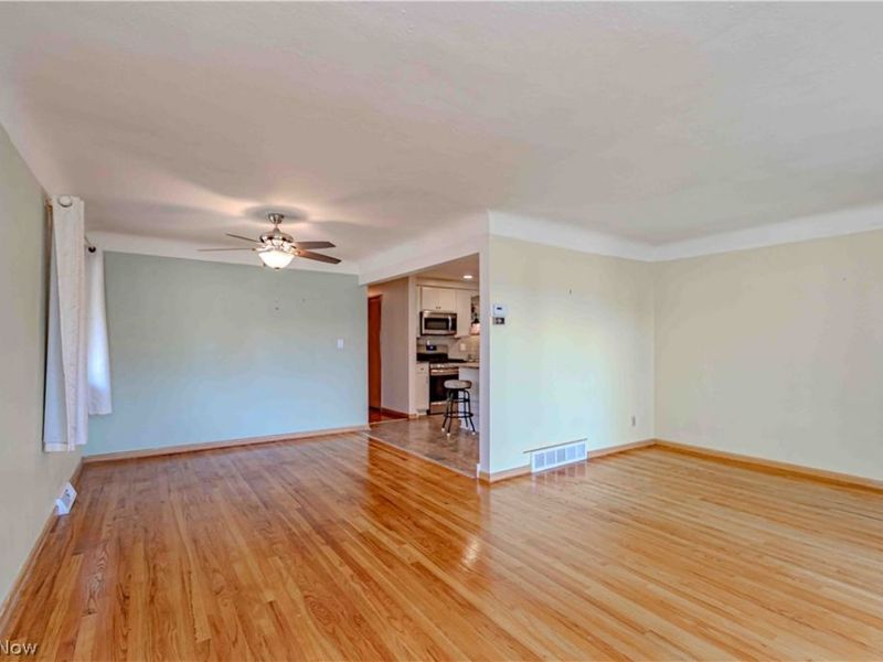 6541 Fairweather Drive, Middleburg Heights, OH 44130 Photo 9