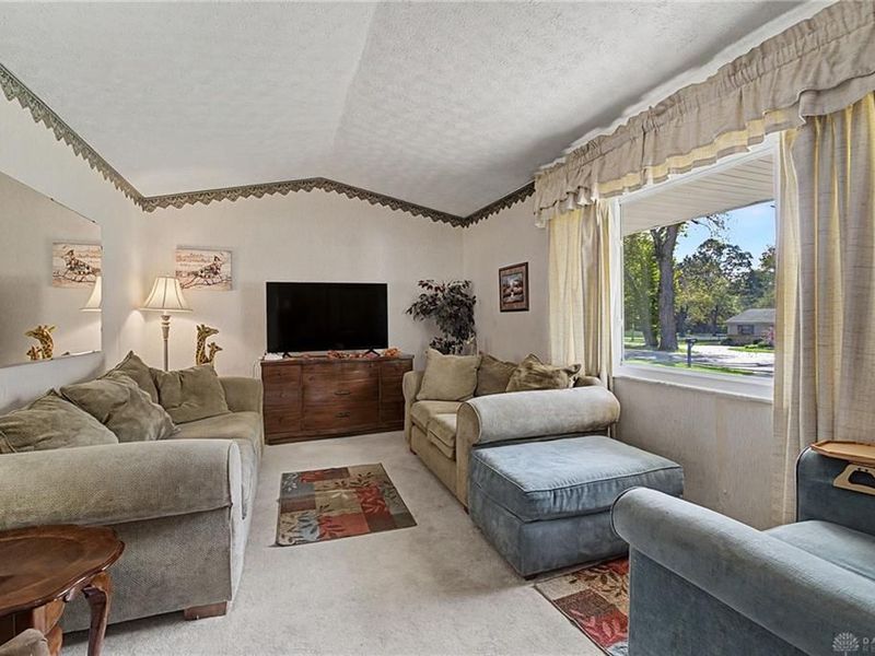 4068 Possum Run Road, Bellbrook, OH 45440 Photo 6