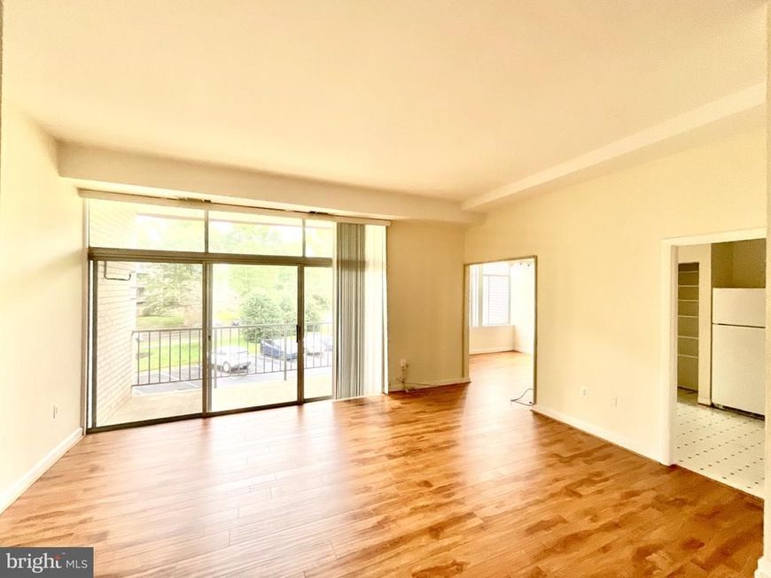 14424 Parkvale Road, Unit 5, Rockville, MD 20853 Main Photo
