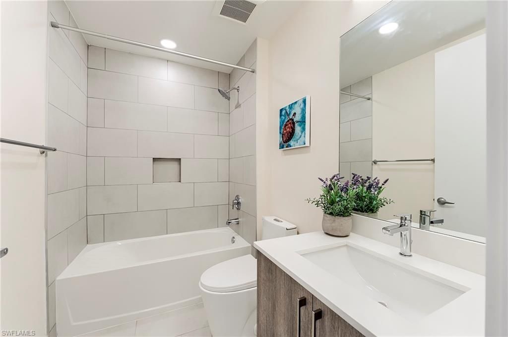 26600 Rosewood Pointe Dr, Unit B201, Bonita Springs, FL 34135 Photo