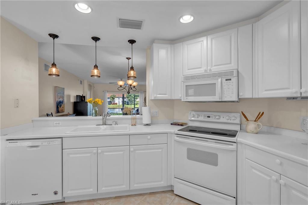 3023 Horizon Ln , Unit 2505, Naples, FL 34109 Photo