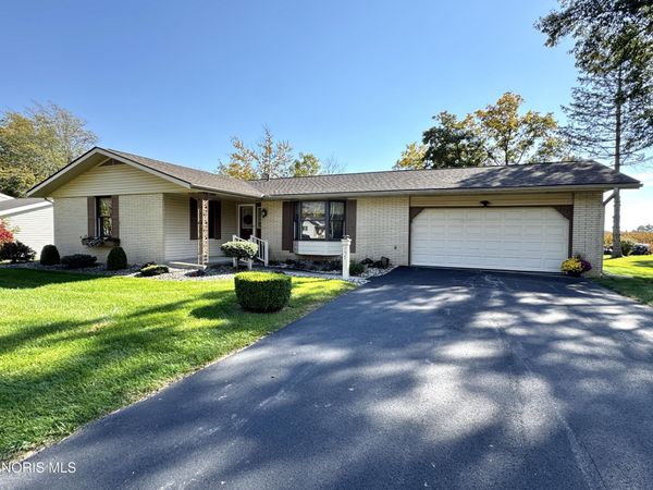 157 Anna Lane , Bryan, OH 43506